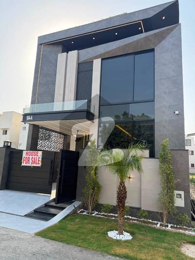 5 MARLA ELEGANT AND FULLY MAINTAINED SUPER HOT LOCATED MODERN BUNGALOW WITH POOL IS AVAILABLE IN DHA, LAHORE.