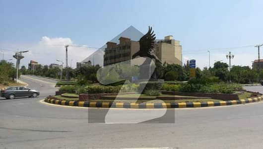 14 Marla Premium Commercial Plot In Paradise Commercial Main Location Investment