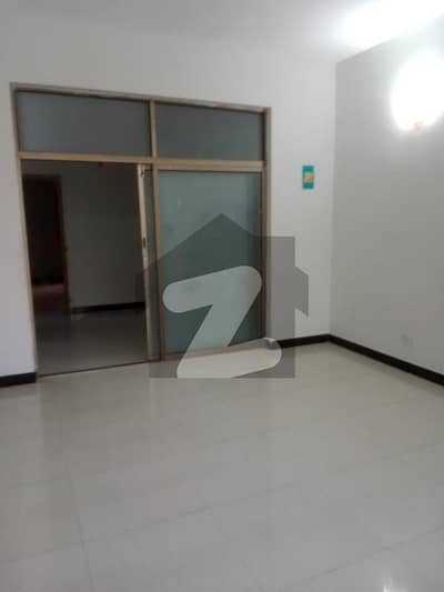 جی ۔ 11/2 جی ۔ 11,اسلام آباد میں 2 کمروں کا 8 مرلہ بالائی پورشن 1.0 لاکھ میں کرایہ پر دستیاب ہے۔