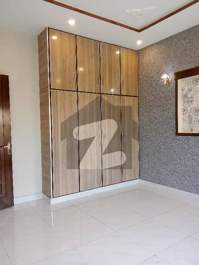 10 MARLA UPPER PORTION AVAILABLE FOR RENT AT WAPDA TOWN PH 1
