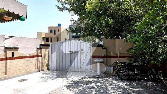 لیک سٹی - سیکٹر M7 - بلاک بی لیک سٹی ۔ سیکٹرایم ۔ 7,لیک سٹی,رائیونڈ روڈ,لاہور میں 4 کمروں کا 8 مرلہ مکان 3.7 کروڑ میں برائے فروخت۔