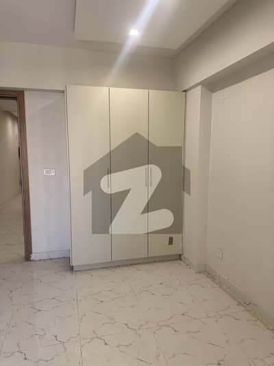 Available for sell with under ground car parking 3 bed gold apartment galleria Bhria enclave Islamabad