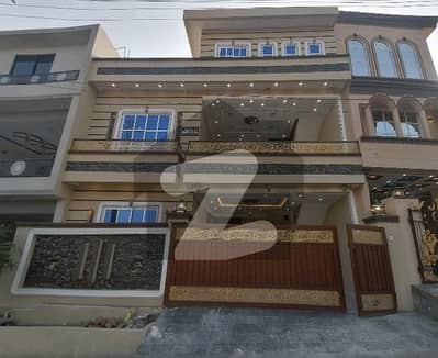 پنجاب گورنمنٹ سرونٹ ہاؤسنگ فاؤنڈیشن (پی جی ایس ایچ ایف) راولپنڈی میں 4 کمروں کا 7 مرلہ مکان 2.65 کروڑ میں برائے فروخت۔