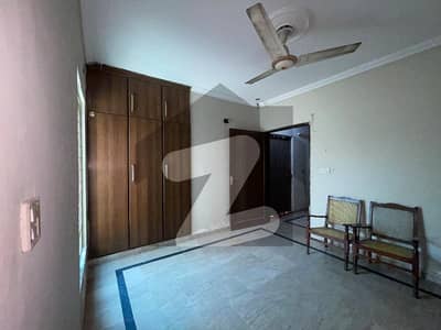جوہر ٹاؤن فیز 2 - بلاک کیو جوہر ٹاؤن فیز 2,جوہر ٹاؤن,لاہور میں 1 مرلہ Studio کمرہ 18.0 ہزار میں کرایہ پر دستیاب ہے۔ جوہر ٹاؤن فیز 2 - بلاک کیو جوہر ٹاؤن فیز 2,جوہر ٹاؤن,لاہور میں 1 مرلہ Studio کمرہ 18.0 ہزار میں کرایہ پر دستیاب ہے۔