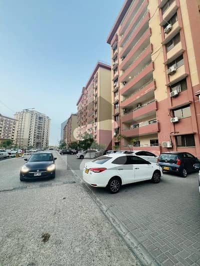 Spacious 3 Bed DD Leased Flat For Sale In Askari 5, Sector F 5th Floor
