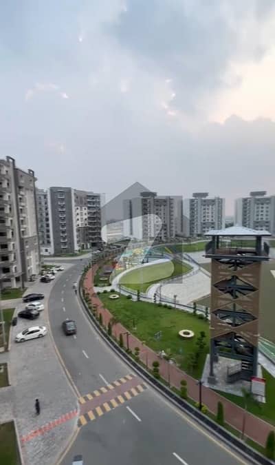 Facig Lak 3 Bed Room Apartment Available For Sale in Askari 11 Lahore