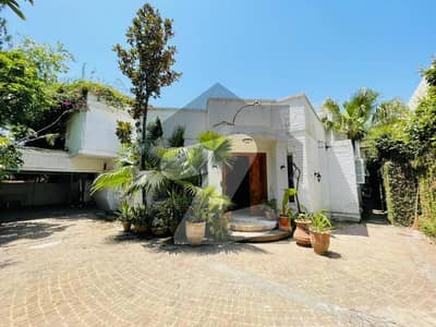 Fully Furnished Antique House In F-7