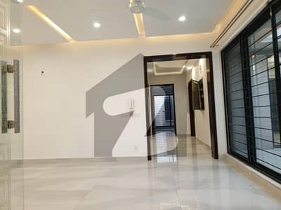 Brand New 1 Kanal Upper Portion Available For Rent In DHA Phase 3