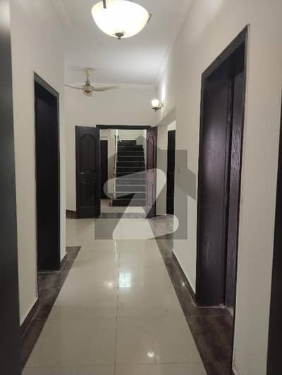 3 Bed Room House Available For Rent in Askari 11