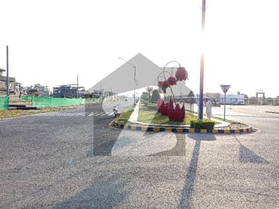 This Is Your Chance To Buy Prime Location Residential Plot In Central Park - Block F