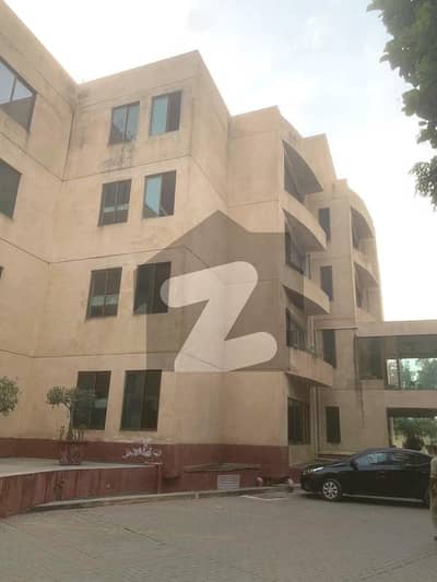 3-Bed Luxury Apartment for Sale & Rent in Orchid Apartments Prime Location in Gulberg II