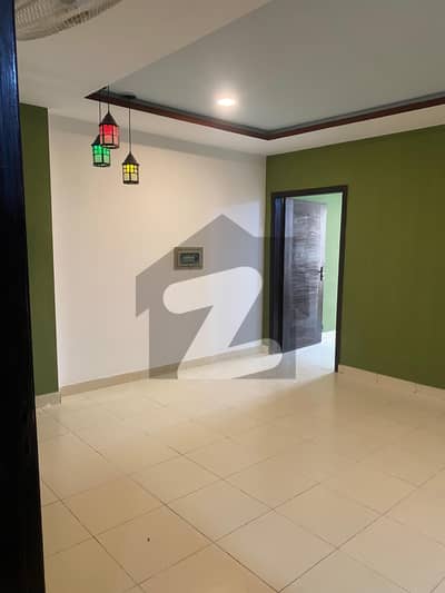 2bed unfurnished flat available for rent in E11/4