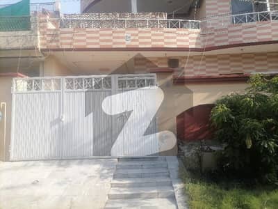 مرغزار آفیسرز کالونی لاہور میں 5 کمروں کا 10 مرلہ مکان 3.25 کروڑ میں برائے فروخت۔