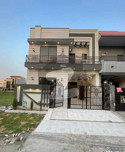 سٹی ہاؤسنگ سوسائٹی گوجرانوالہ میں 4 کمروں کا 5 مرلہ مکان 1.85 کروڑ میں برائے فروخت۔