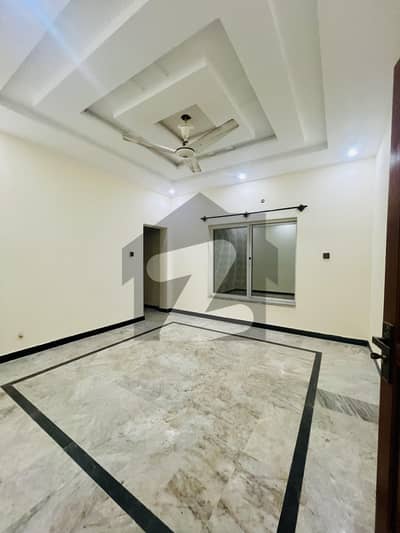 HOUSE FOR RENT 1 KANAL UPPER PORTION