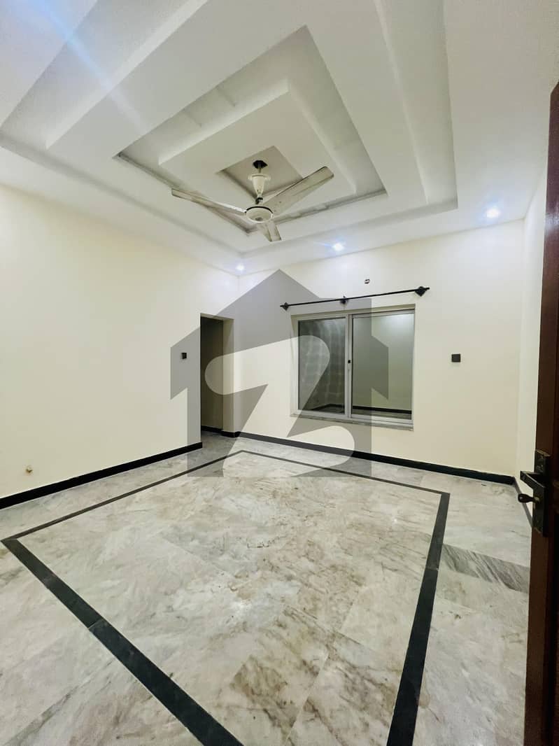 HOUSE FOR RENT 1 KANAL UPPER PORTION HOUSE FOR RENT 1 KANAL UPPER PORTION