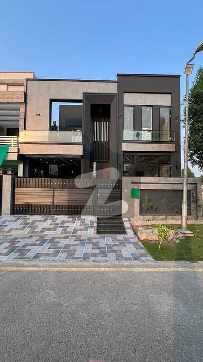 Stylish 8 Marla House With Premium Finishing | Ready To Move For Sale At Bahria Orchard Block D Phase 2 Raiwind Lahore