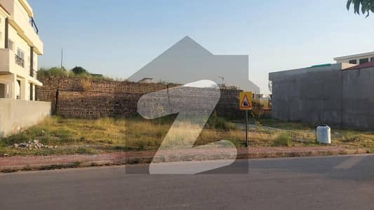 Top of the Hill Most heighted Solid Land 11 Marla Plot in Sector N Bahria Enclave Islamabad