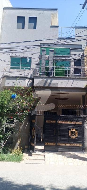 Solid 6 Marla Double-Storey House For Sale | Shah Taj Colony, Walton Road