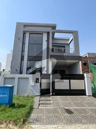 Luxary 5 Marla Slightly Use House For Sale In OLC-A Block Phase 2 Bahria Orchard Raiwind Lahore
