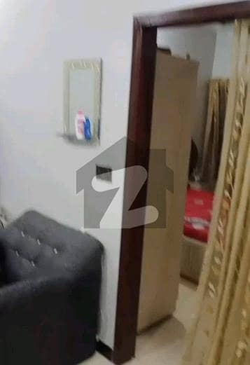 فیڈرل بی ایریا ۔ بلاک 15 فیڈرل بی ایریا,کراچی میں 2 کمروں کا 3 مرلہ بالائی پورشن 65.0 لاکھ میں برائے فروخت۔