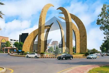 10 Marla Hot Location Residential Plot for Sale in Bahria Town Lahore Oversease B | Ajmair Group
