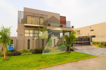 1 Kanal Elegant Designer Bungalow Phase 6