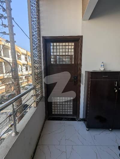 گلستانِِ جوہر ۔ بلاک 13 گلستانِ جوہر,کراچی میں 3 کمروں کا 8 مرلہ بالائی پورشن 2.1 کروڑ میں برائے فروخت۔