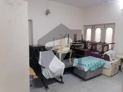 22 Marla. Single. Story Old House M Block