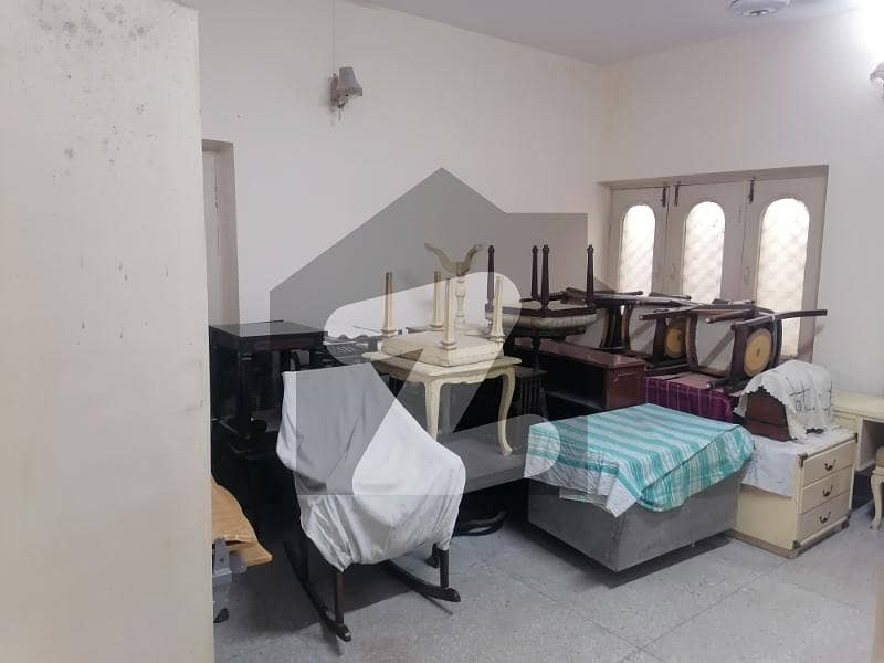 22 Marla. Single. Story Old House M Block 22 Marla. Single. Story Old House M Block
