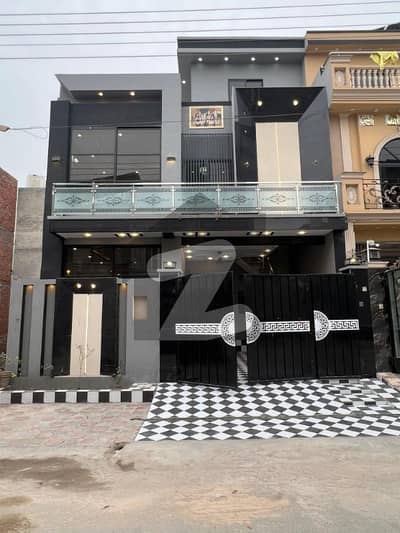 الرحمان گارڈن فیز 2 الرحمان گارڈن,لاہور میں 5 کمروں کا 5 مرلہ مکان 2.29 کروڑ میں برائے فروخت۔ الرحمان گارڈن فیز 2 الرحمان گارڈن,لاہور میں 5 کمروں کا 5 مرلہ مکان 2.29 کروڑ میں برائے فروخت۔