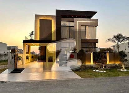 10 Marla Modern Design Luxury House Available For Sale