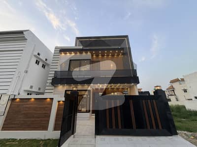 8 Marla Ultra Modern House For Sale In Kent Housing Sialkot 8 Marla Ultra Modern House For Sale In Kent Housing Sialkot
