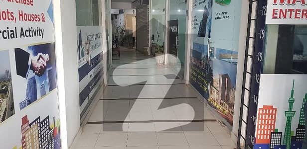 ڈی ۔ 12 مرکز ڈی ۔ 12,اسلام آباد میں 1 مرلہ Studio دفتر 63.0 لاکھ میں برائے فروخت۔