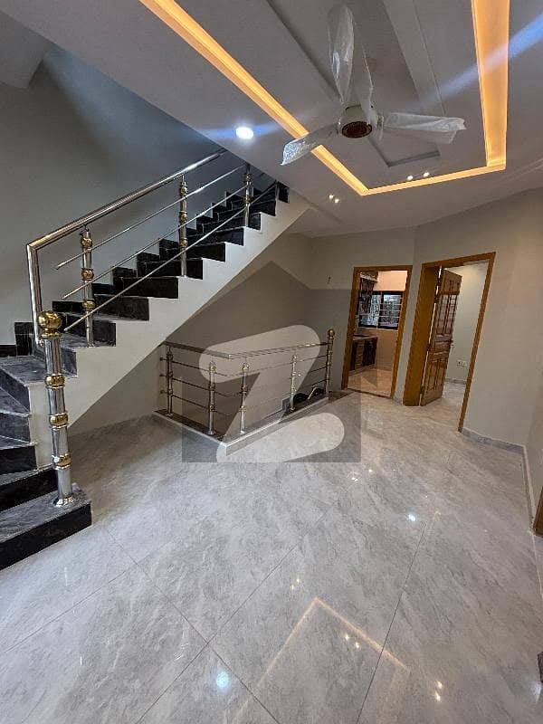 25X40 BRAND NEW HOUSE FOR SALE G-11/2 25X40 BRAND NEW HOUSE FOR SALE G-11/2