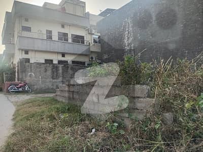 25X50 PLOT D. RD BACK D-12/4 FOR SALE