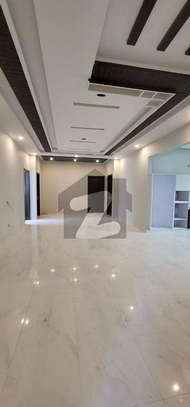 GROUND FLOOR 3 BED DD CORNER FOR RENT WELL MAINTAINED