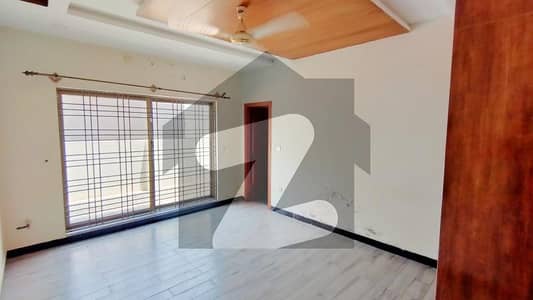 10 Marla Used Ground Portion Available For Rent