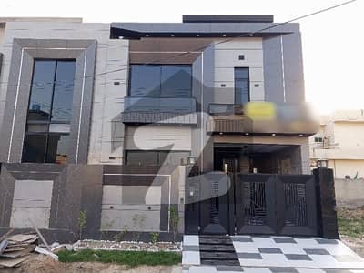 Affordable House Available For sale In Central Park - Block B