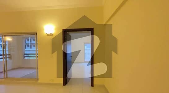 READY TO MOVE 2950 Sq Ft 4Bed Luxury Apartment At Tower-8 Near Entrance Of Bahria Town Karachi FOR SALE