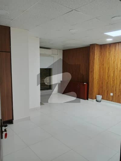 Prime Location 4500 Square Feet Spacious Office Is Available In Izmir Town For rent