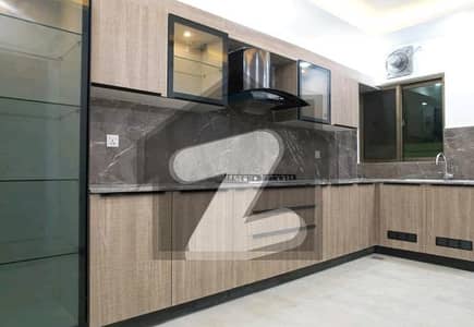 A Prime Location 266 Square Yards House Is Up For Grabs In Cantt