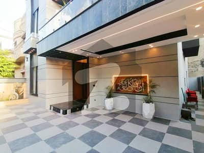 Prime Location 10 Marla House In Abdalian Society