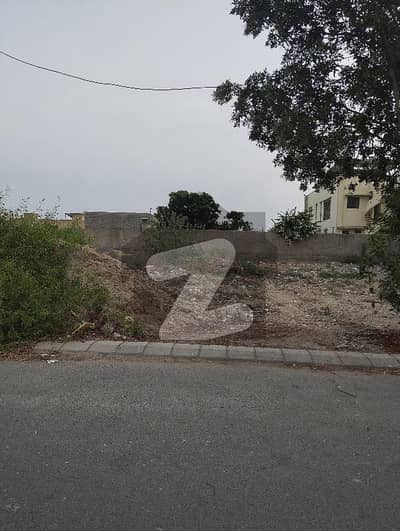 ڈی ایچ اے فیز 8 ڈی ایچ اے ڈیفینس,کراچی میں 4 کنال رہائشی پلاٹ 35.0 کروڑ میں برائے فروخت۔