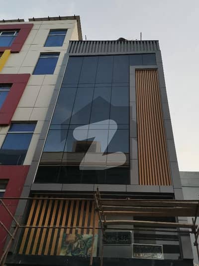 بخاری کمرشل ایریا ڈی ایچ اے فیز 6,ڈی ایچ اے ڈیفینس,کراچی میں 5 مرلہ Studio دفتر 1.3 لاکھ میں کرایہ پر دستیاب ہے۔
