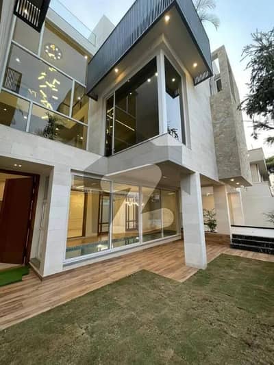 Perfect 1 Kanal House In DHA Phase 2 - Sector D For sale
