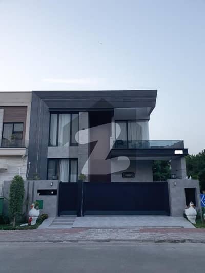 10 Marla House For Rent Available Janiper Block Bahria Town Lahore