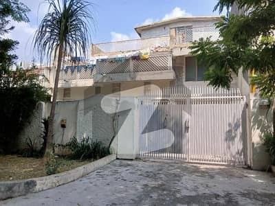 40*80 Cda Transfer Top Location House Available In G-9-3 Near 9th Avenue Near Market And Mosque Near Metro Station