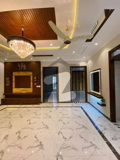 10 Marla Luxury Lower Portion Available For Rent In Bahria Town Lahore
