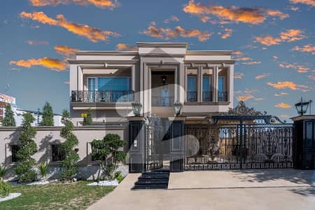 Top Quailty Built Classic Design Brand New Full Furnished With Pool Home Theatre with Basement at Top Location Top Quailty Built Classic Design Brand New Full Furnished With Pool Home Theatre with Basement at Top Location